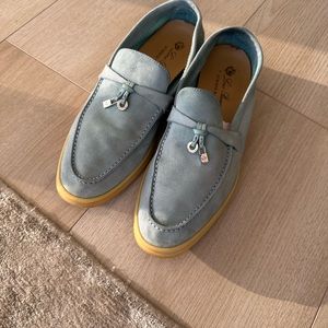 Loro Piana Summer Walk Charm size 39.5